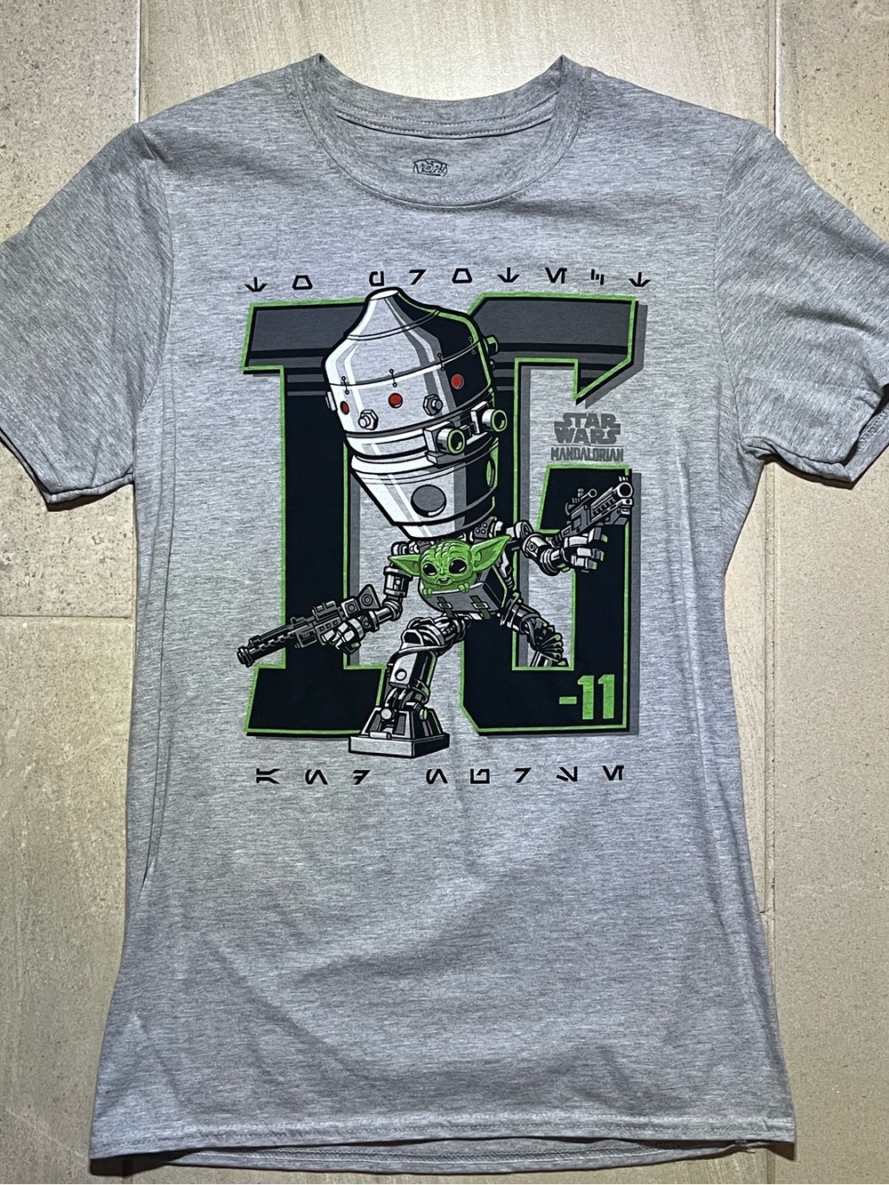 Star Wars The Mandalorian Grogu Droid Graphic Tee - Gray